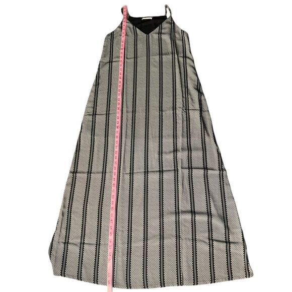 REVOLVE Three Eighty-Two Maxi Dress in Black/White Geometric Print. Medium. NWT! - Picture 12 of 14